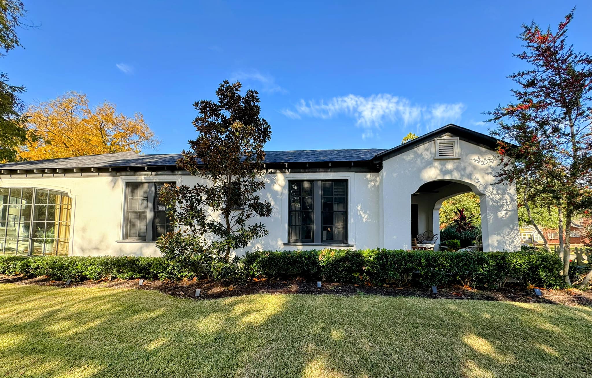 Junius Heights Historic District Yard of the Month December 2023