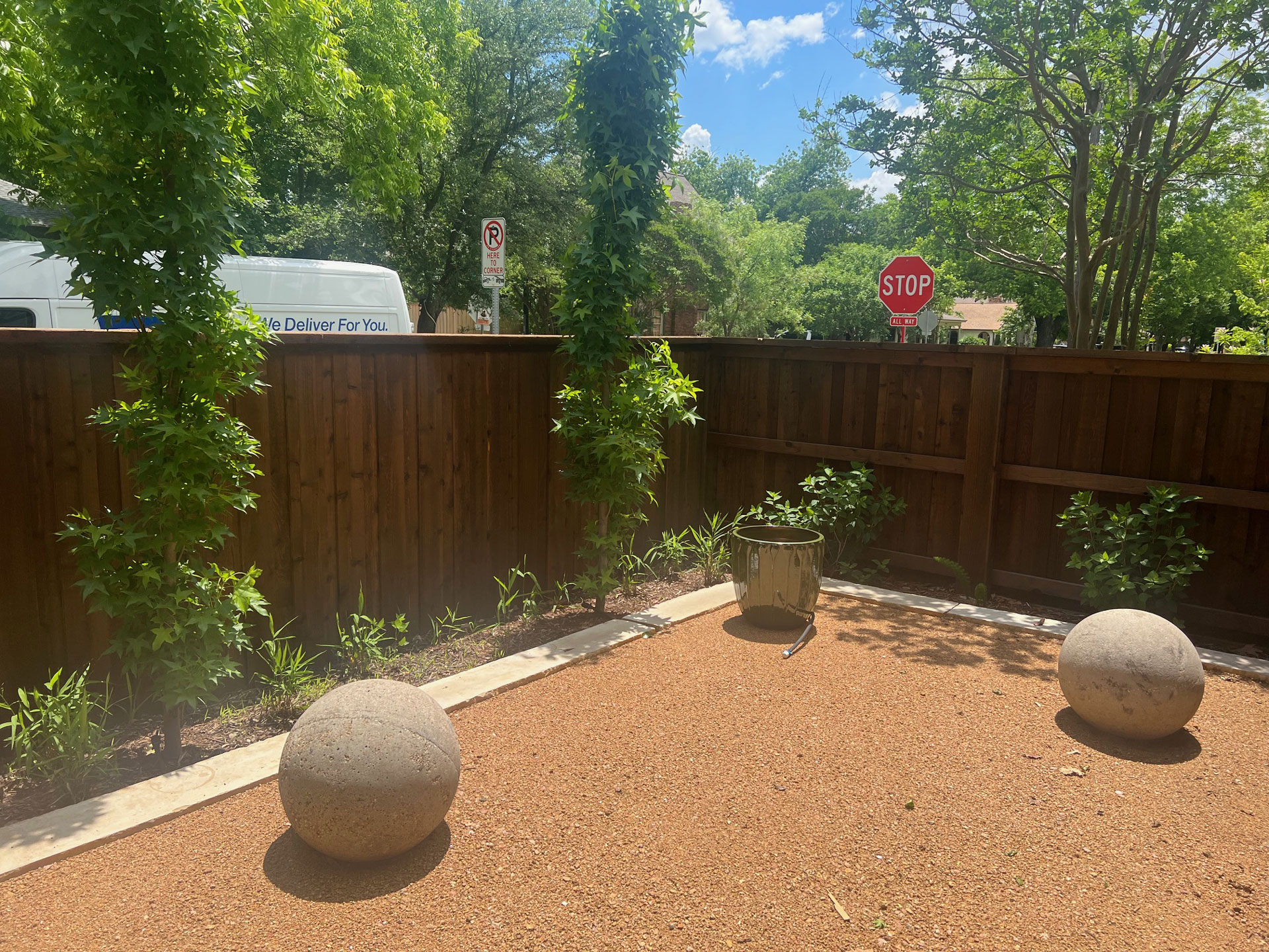 Junius Heights Historic District Yard of the Month June 2025